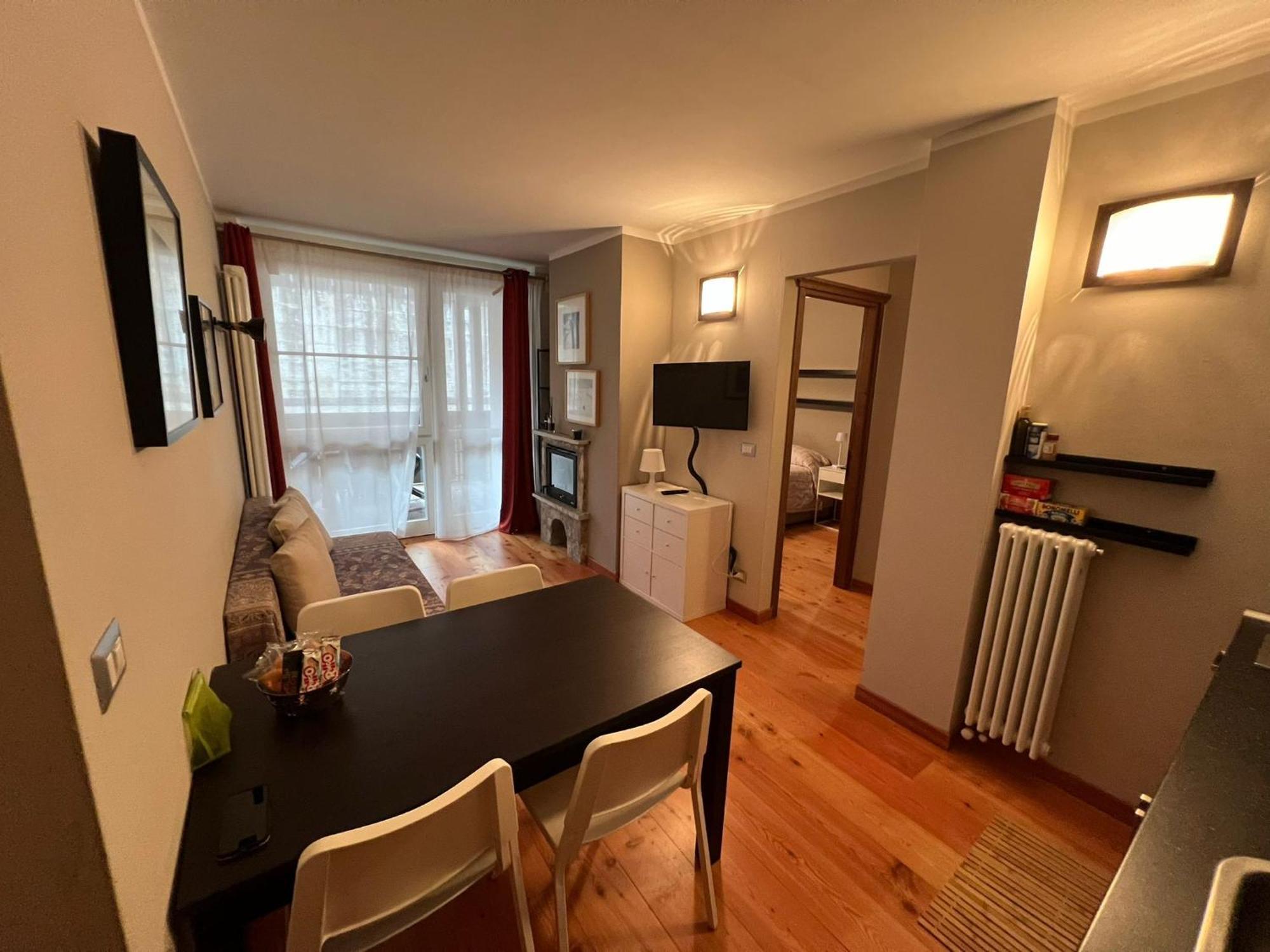 Casa Monique - Borgo Le Stalle Lunghe Прато-Невозо Экстерьер фото